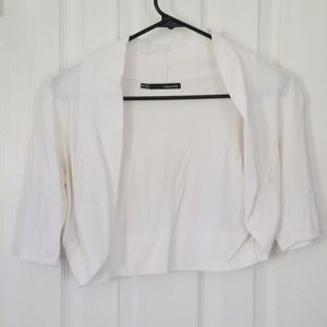 Maurices White Shrug